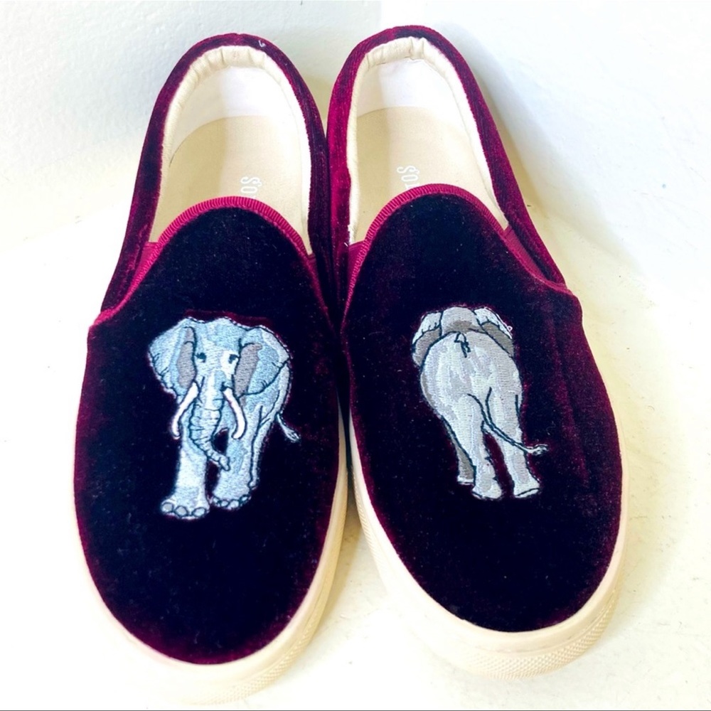 Soludos  Elephant Slip-On Velvet Fashion Sneakers Size 6